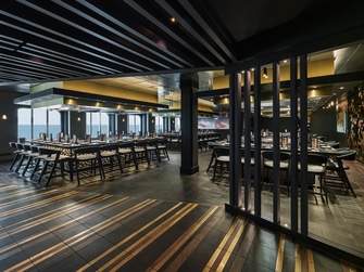 Norwegian Cruise Line, Norwegian Bliss Teppanyaki 01.jpg